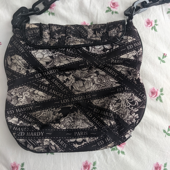 Ed Hardy crossbody - Picture 5 of 5